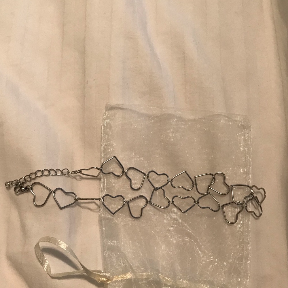 Brandy Heart Choker